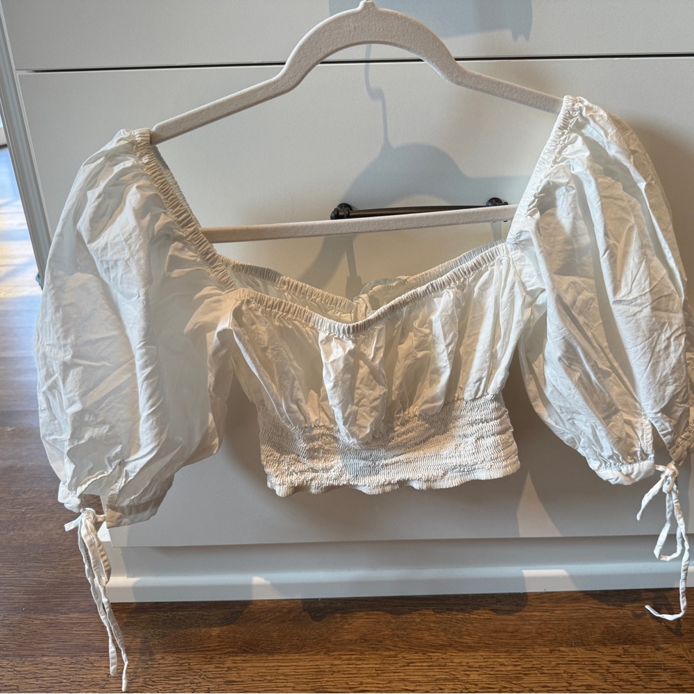 White Puff Sleeve Peasant Crop Top - Picture 3 of 5